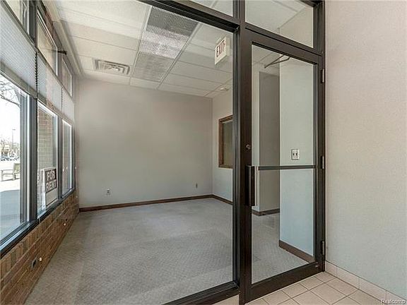 3rd image of 3217 Biddle Ave