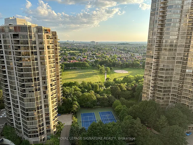 25 Kingsbridge Garden Cir #2219 — Photo 10