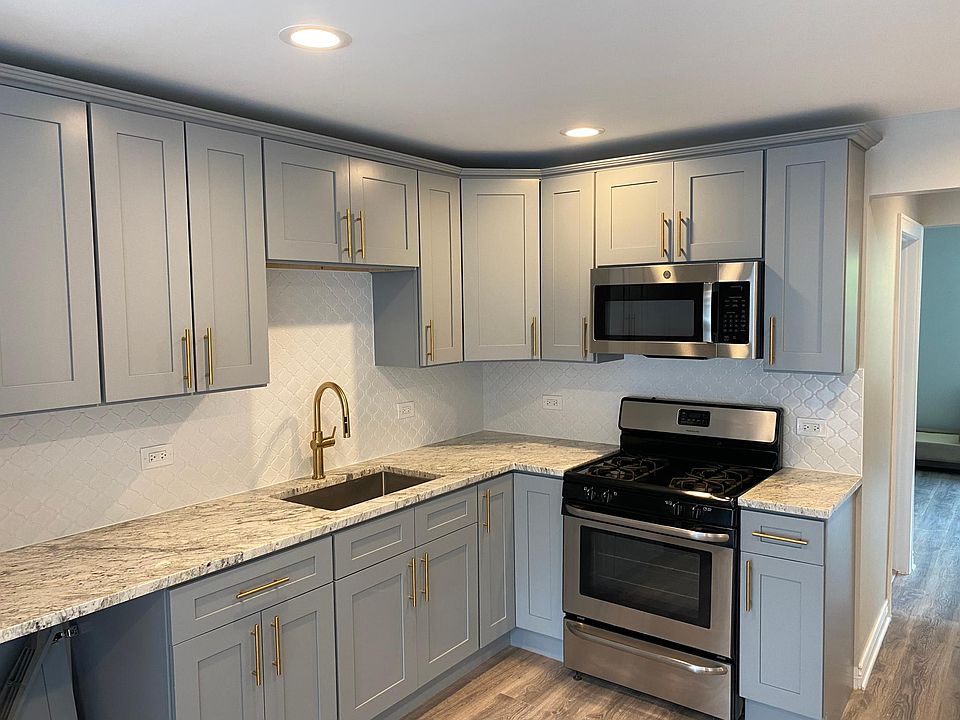 1st image of 3807 W Eddy St #2