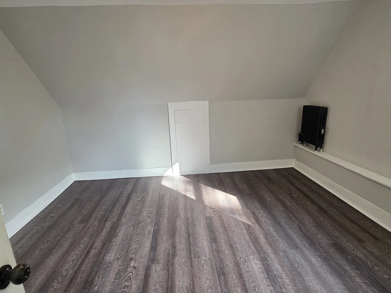 2 bed, $1,200 — Photo 2