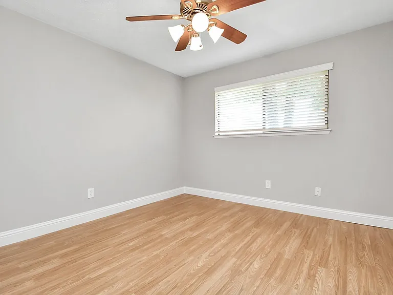 2514 Trailside Ct — Photo 33