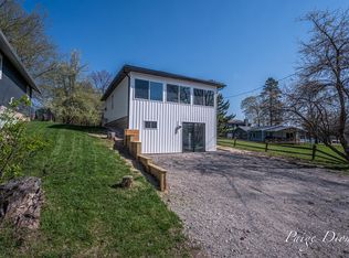 11069 Crooked Lake Dr NE, Rockford, MI 49341
