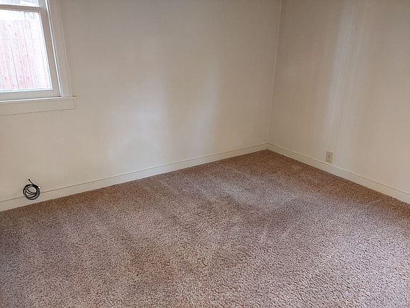 5th image of 2110 Helen Ave