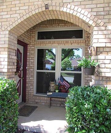 2nd image of 1514 Laguna Vista Way