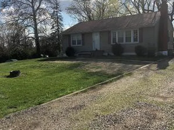 5135 Diamond Mill Rd, Brookville, OH 45309