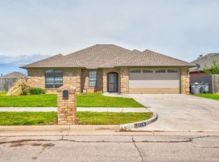 1402 SE Walnut Creek Rd, Lawton, OK 73501