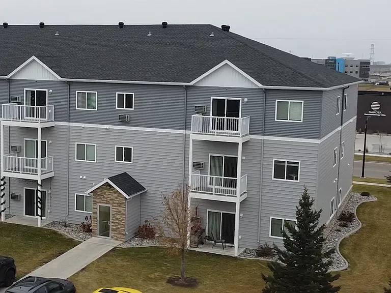 West Ridge — Photo 2