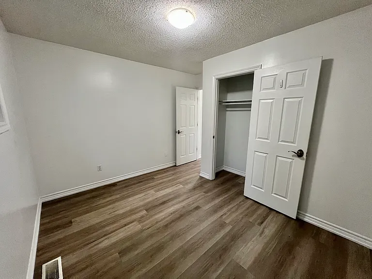 790 Stone Church Rd E #1 — Photo 18