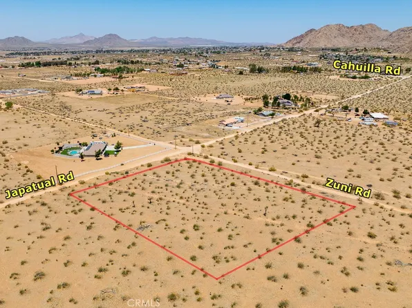 24127 Zuni Rd, Apple Valley, CA 92307