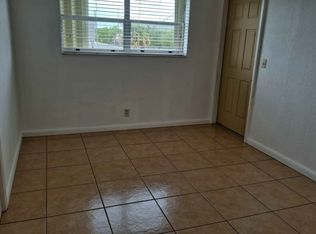 2130 Avenue S #205, West Palm Beach, FL 33404