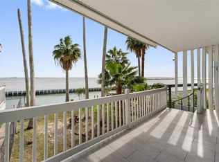 5 Tiki Cir, Tiki Island, TX 77554