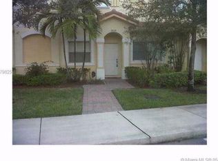2820 SW 83rd Ter, Miramar, FL 33025
