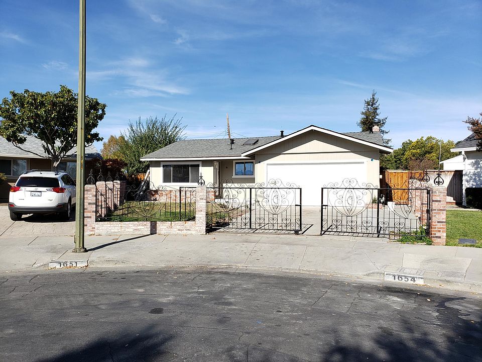 1st image of 1654 Estates Ct
