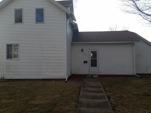 3rd image of 1115 1st Ave