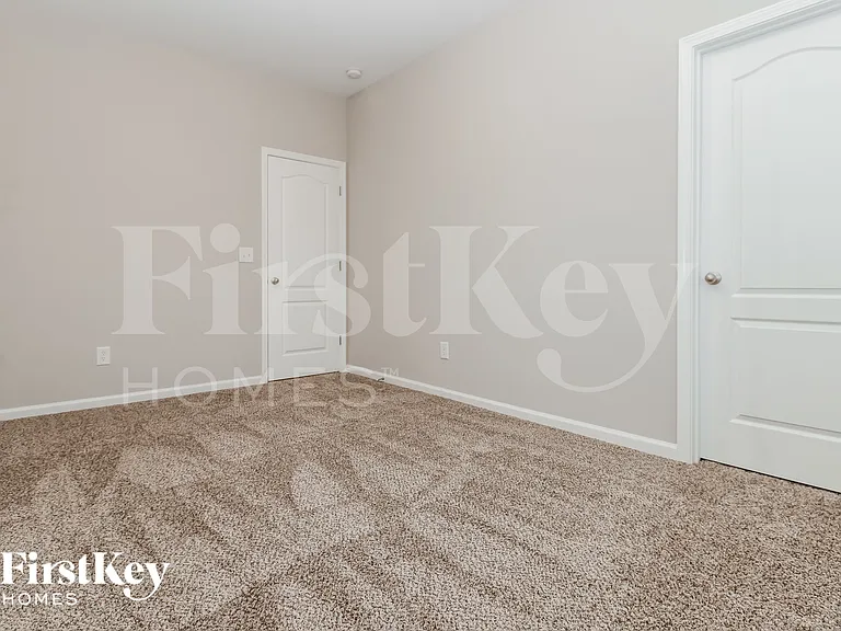 646 Savannah River Dr — Photo 12