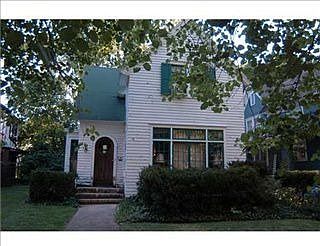 1st image of 841 Park Ave