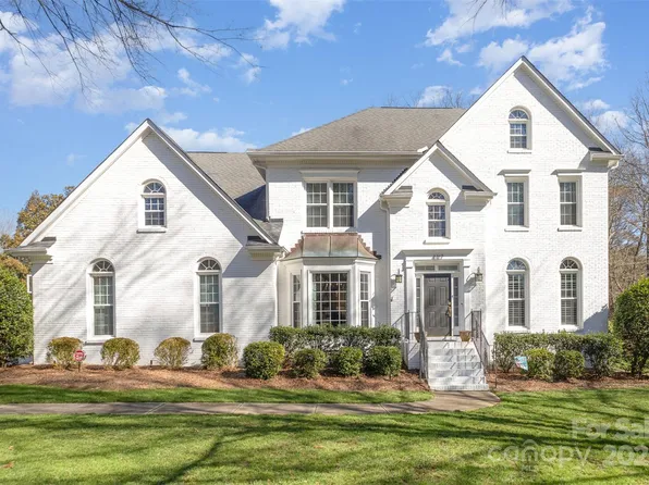 4317 Sequoia Red Ln, Charlotte, NC 28226