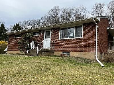 2016 Saxonburg Blvd, Tarentum, PA 15084 | Zillow