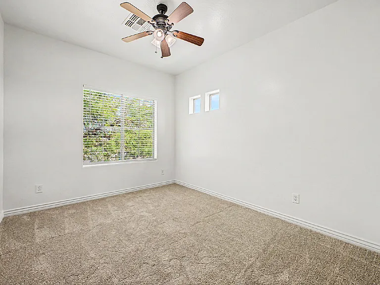 16124 N 180th Ln — Photo 31