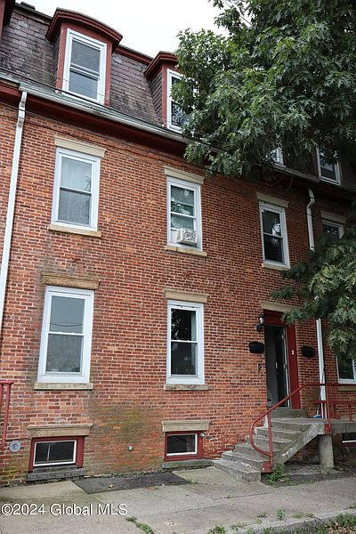 2nd image of 2 School Street