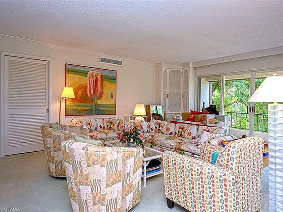 4th image of 106 Clubhouse Dr APT 366