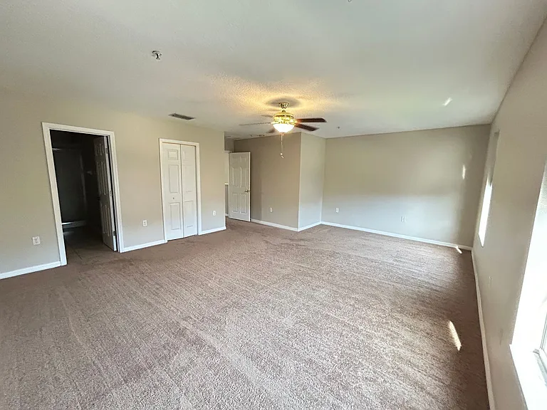 458 Tradition Ln — Photo 18