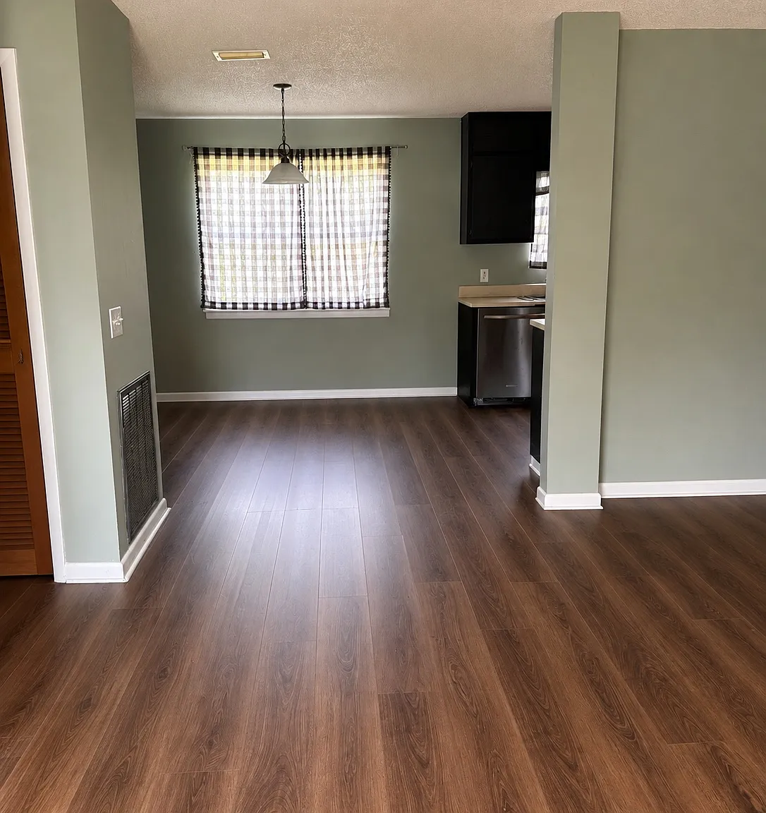 808 Kerry St — Photo 4