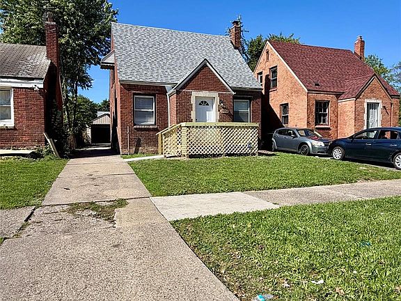 2nd image of 19753 Westphalia St