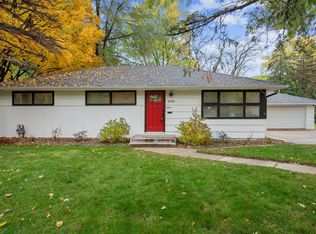10501 Zenith Ave S, Bloomington, MN 55431