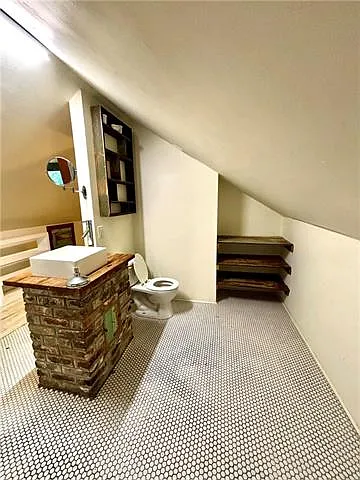 1239 Saint Roch Ave — Photo 5
