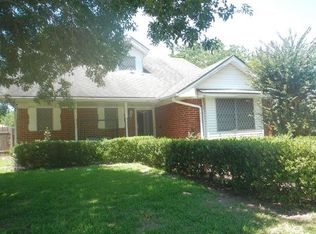 2702 Raspberry Ln, Pasadena, TX 77502