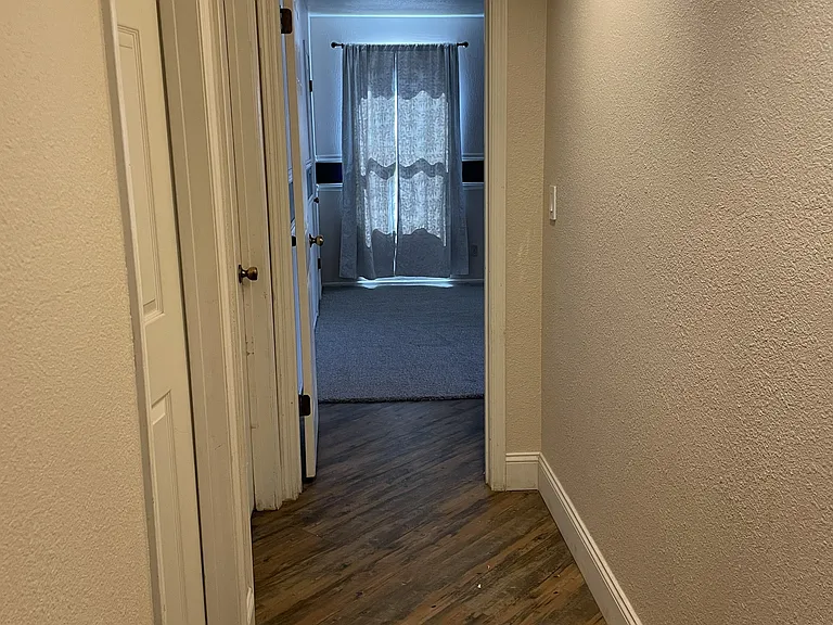908 E Mesquite Ave — Photo 8