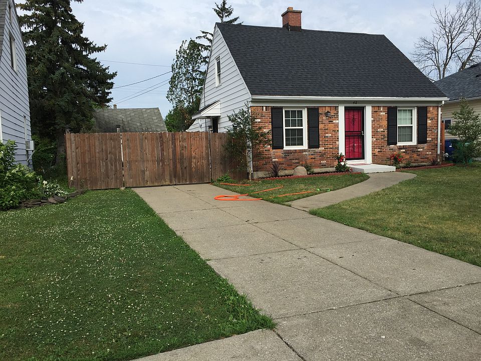 1st image of 48 Harvest Ave