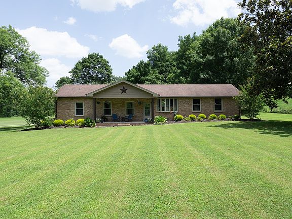 2nd image of 830 New Shackle Island Rd