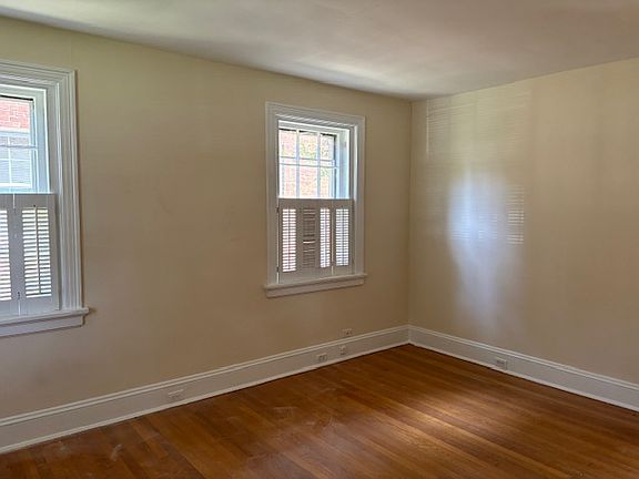 2nd image of 4411 Bromley Ln #1