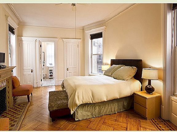 5th image of 54 E 83rd St APT 3B