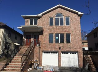 825 Pleasantview Ter, Ridgefield, NJ 07657