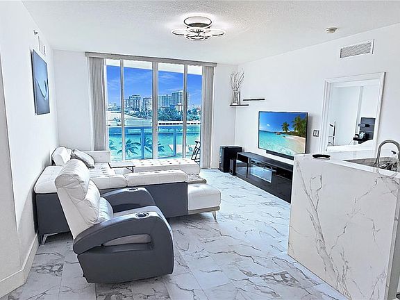 3rd image of 7910 Harbor Island Dr APT 708