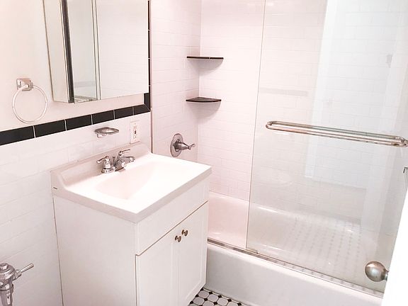 3rd image of 85-25 120th St #5