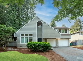 9513 117th Pl NE, Kirkland, WA 98033