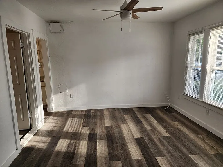503 N Osceola Ave — Photo 2