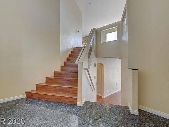 5th image of 8117 Diamond Heights St