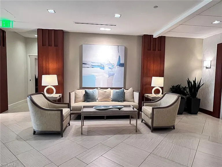 5601 Turtle Bay Dr #602 — Photo 3