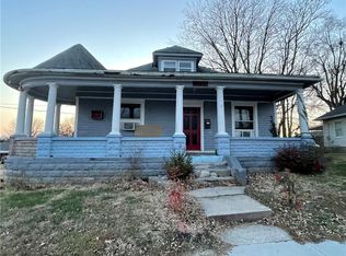 2208 Shelby St, Higginsville, MO 64037