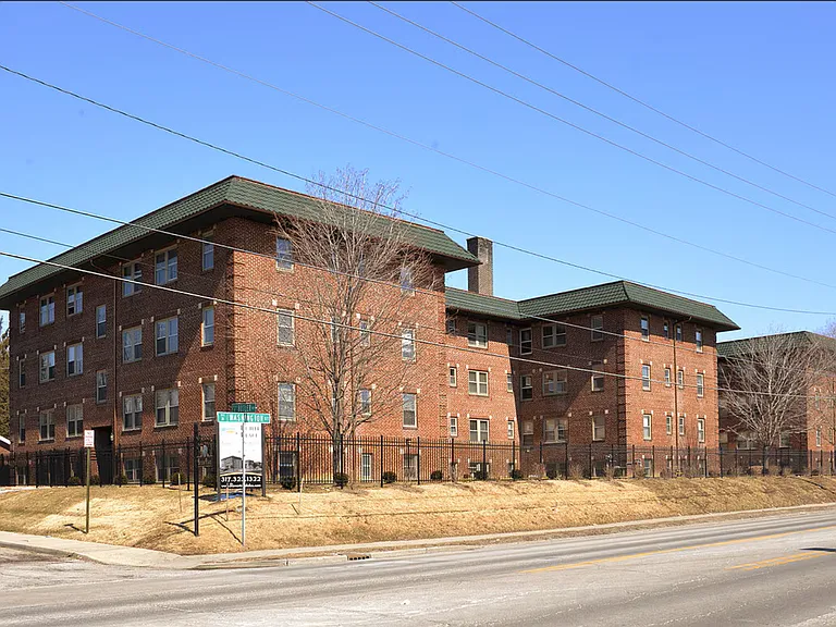 Butler Place Apartments — Photo 13