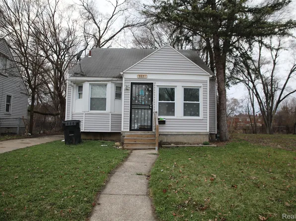 9375 Pierson St, Detroit, MI 48228