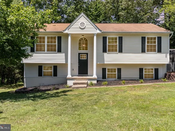 8600 S Fork Ct, Fredericksburg, VA 22407