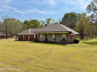 316 Ridge Park Dr, Raymond, MS