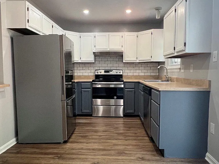 5808 Waterdale Ct — Photo 9