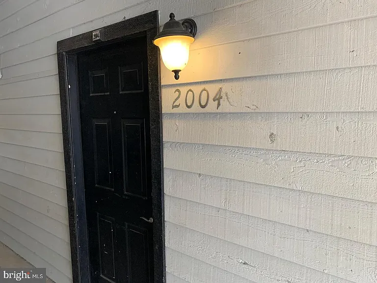 12153 Penderview Ln #2004 — Photo 2